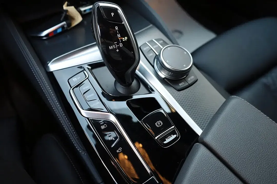BMW 530 - Thumbnail 12