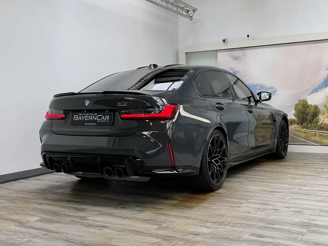BMW M3 - Thumbnail 6