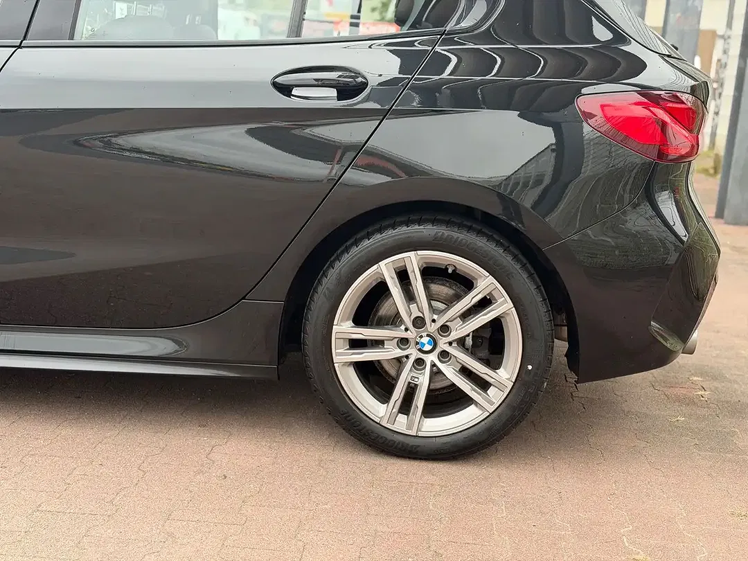 BMW 118 - Thumbnail 12