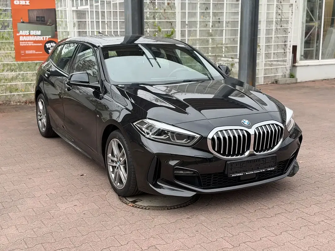 BMW 118 - Thumbnail 3