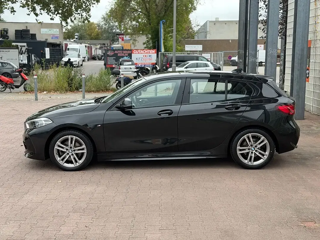 BMW 118 - Thumbnail 8