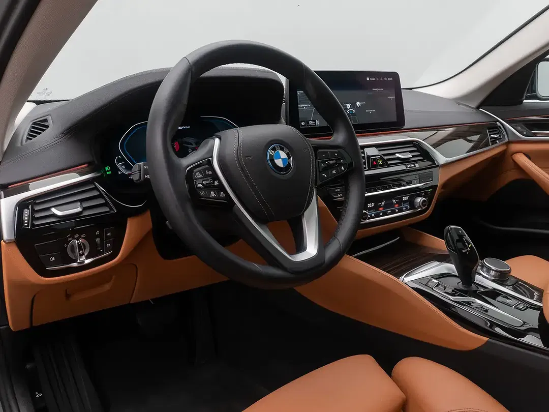 BMW 530 - Thumbnail 20