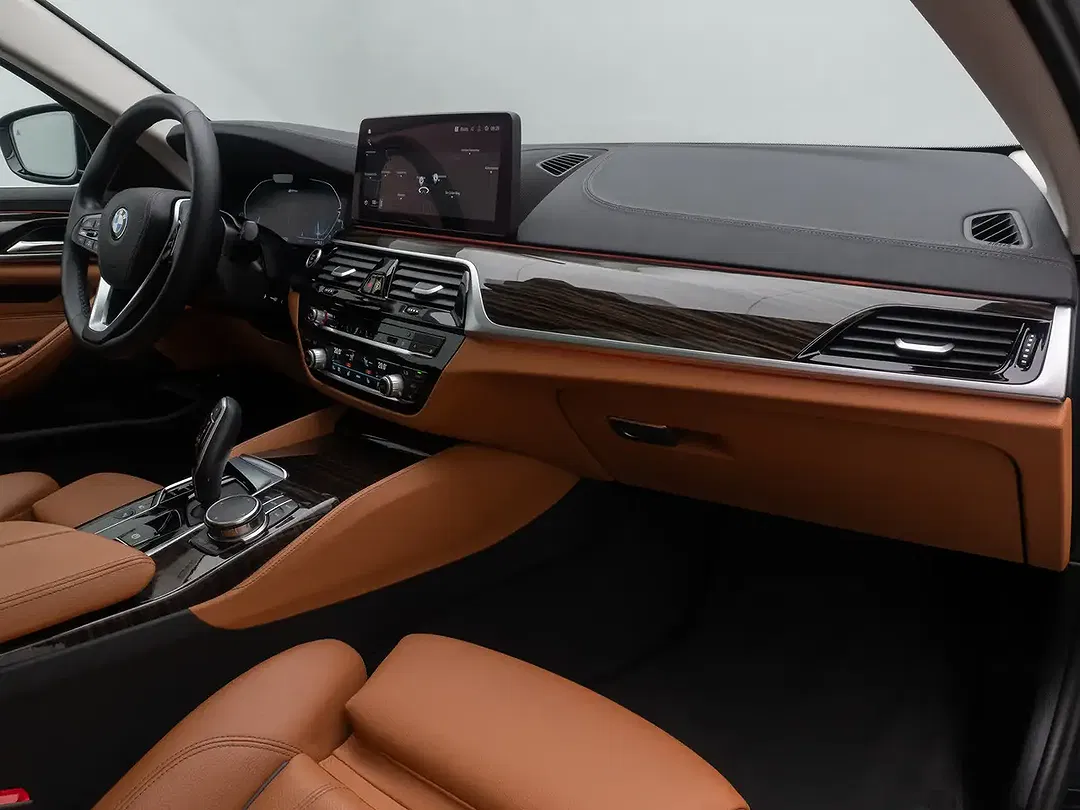 BMW 530 - Thumbnail 23