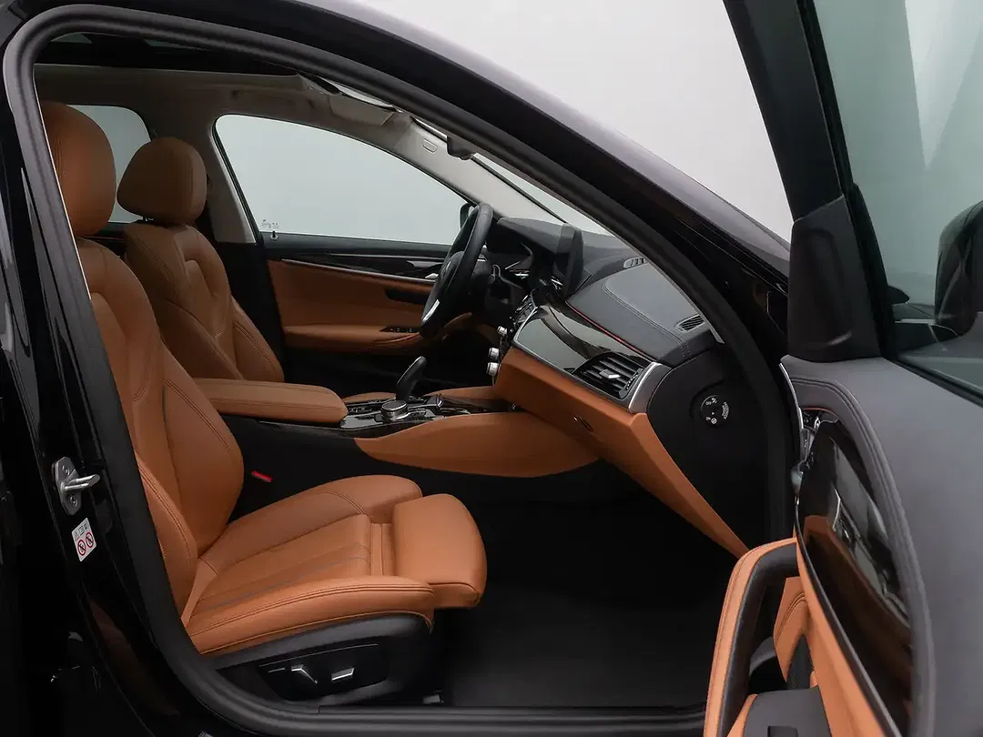BMW 530 - Thumbnail 24