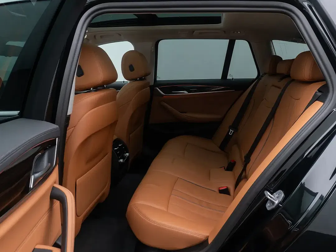 BMW 530 - Thumbnail 25