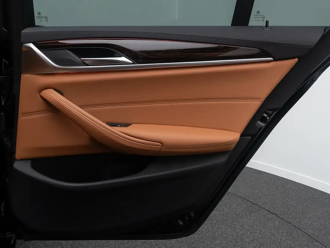BMW 530 - Thumbnail 33