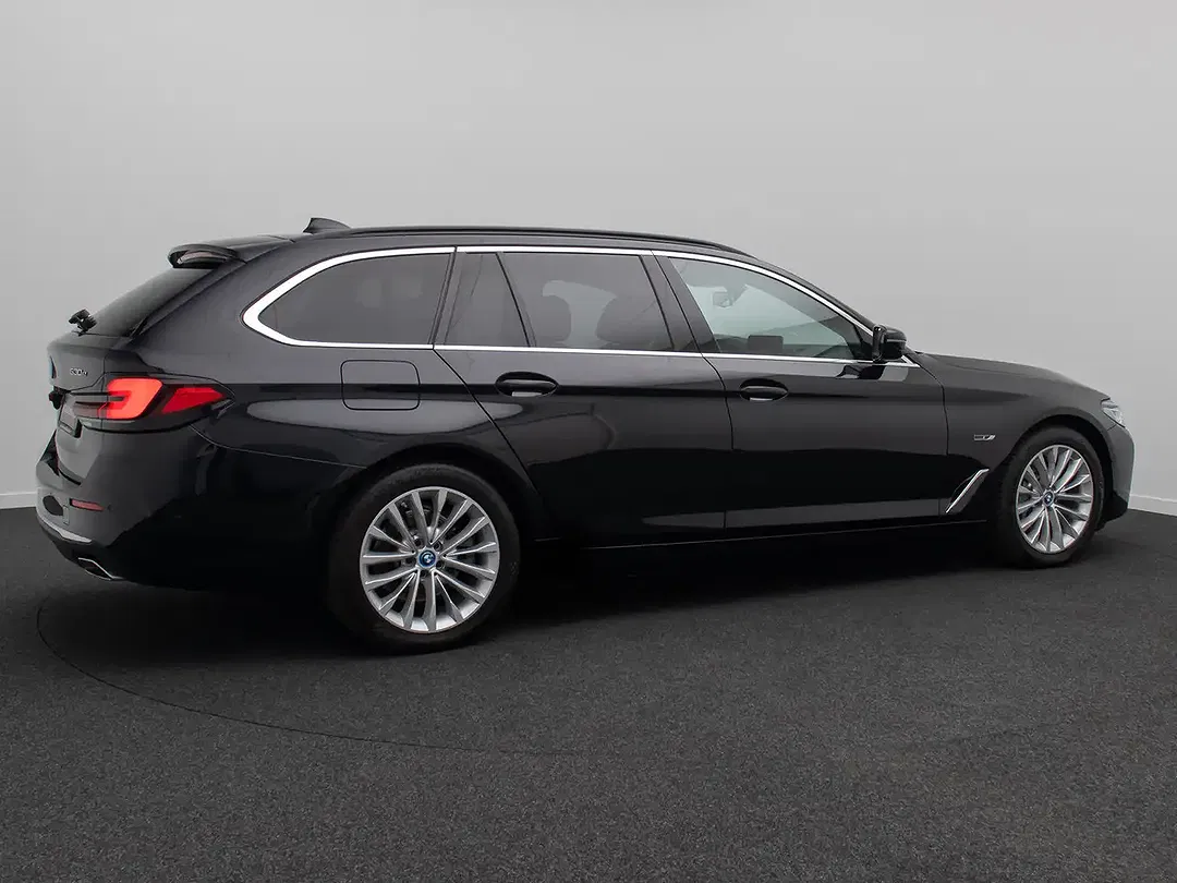 BMW 530 - Thumbnail 6