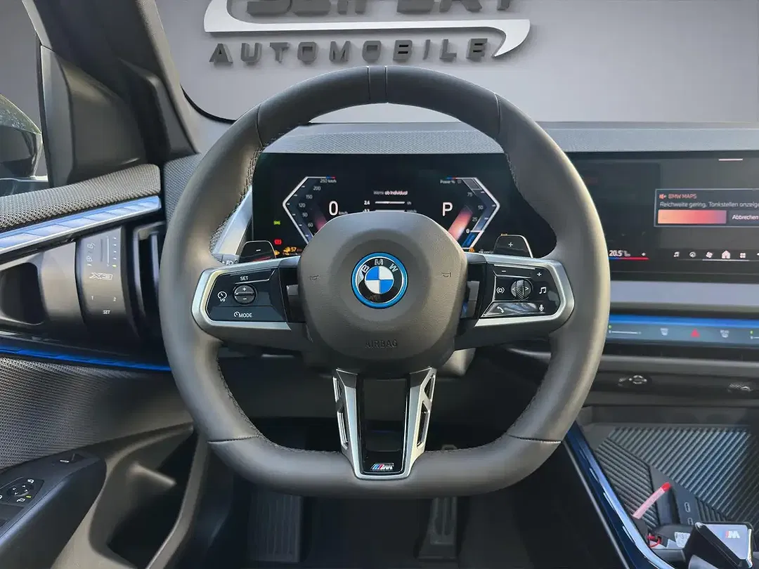 BMW X3 - Thumbnail 11