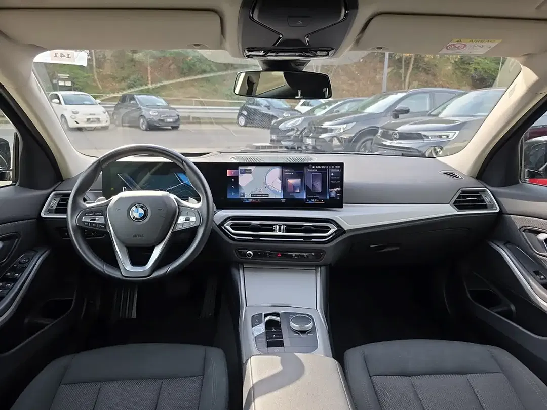 BMW 318 - Thumbnail 9