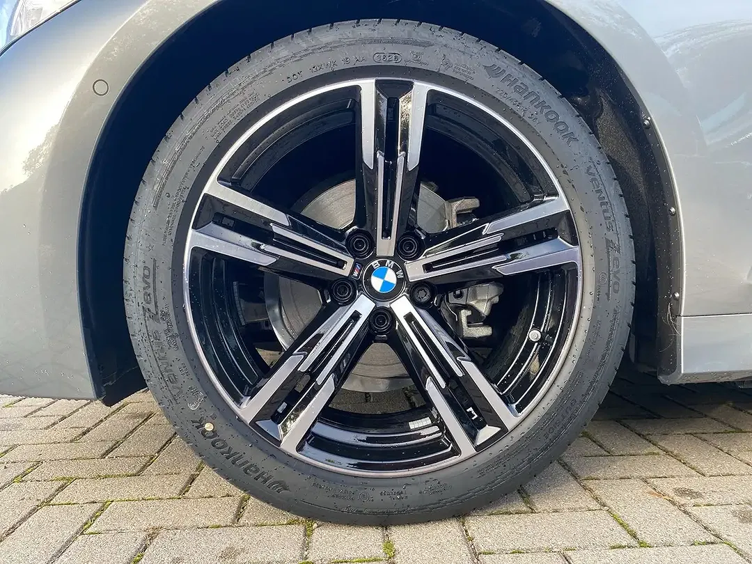 BMW 318 - Thumbnail 3