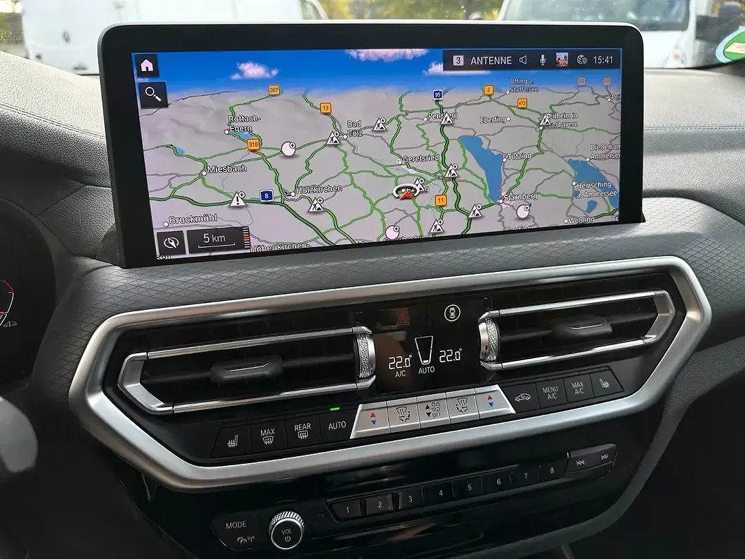 BMW X3 - Thumbnail 10