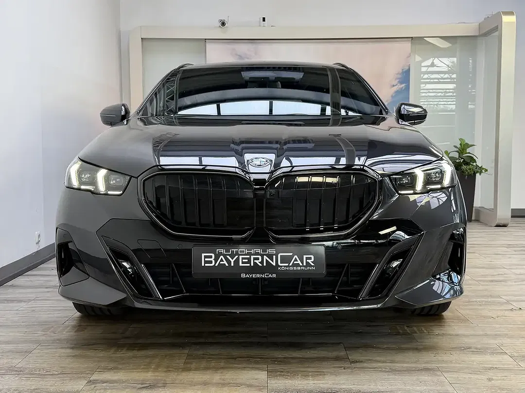 BMW 540 - Thumbnail 2