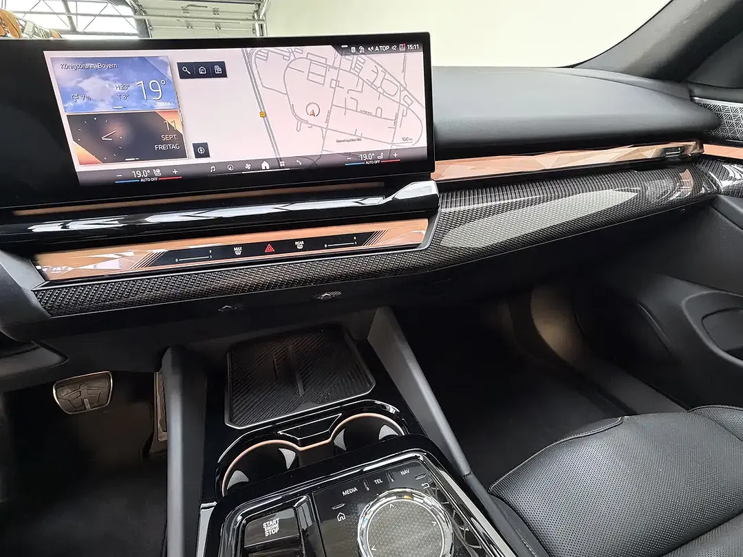 BMW 540 - Thumbnail 9