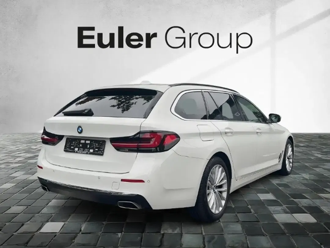 BMW 520 - Thumbnail 4