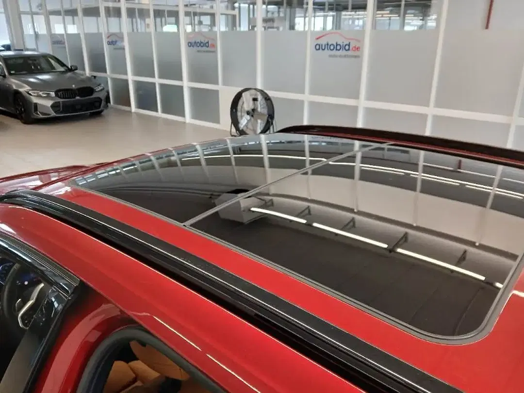 BMW 320 - Thumbnail 10