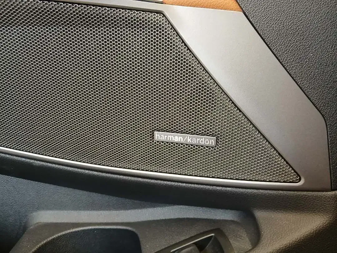 BMW 320 - Thumbnail 4
