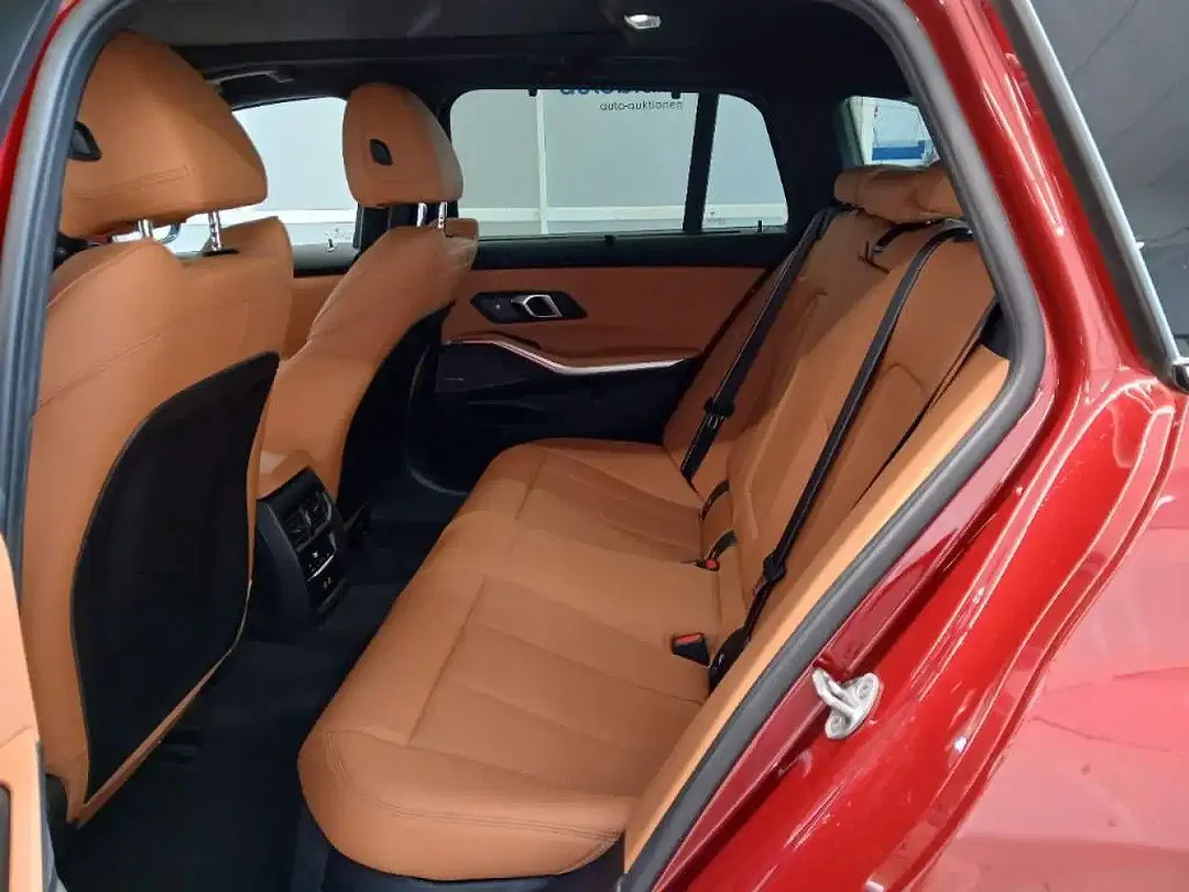 BMW 320 - Thumbnail 7