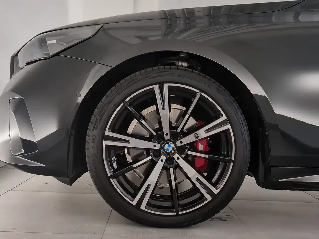 BMW 520 - Thumbnail 10