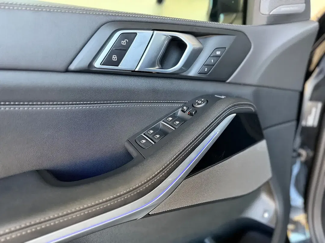 BMW X5 - Thumbnail 23
