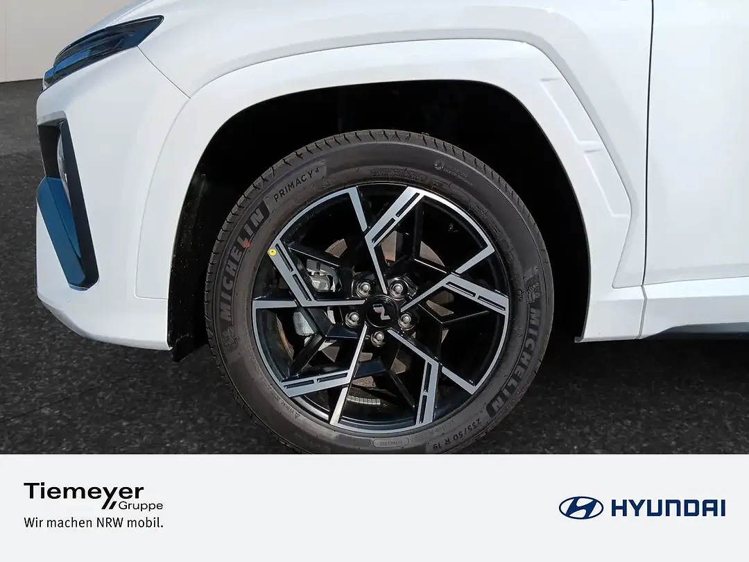 Hyundai TUCSON - Thumbnail 9
