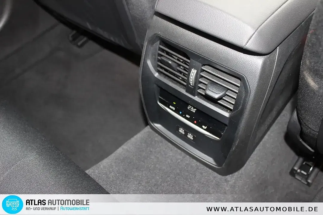 BMW 320 - Thumbnail 9