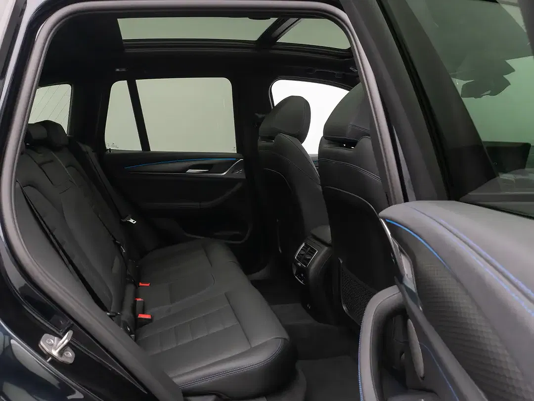BMW X3 - Thumbnail 26