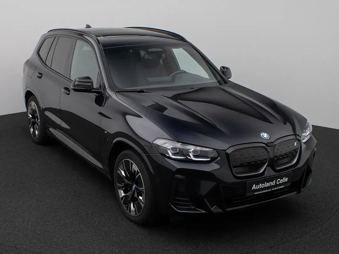 BMW X3 - Thumbnail 3