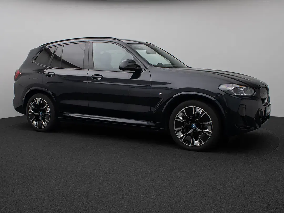 BMW X3 - Thumbnail 4