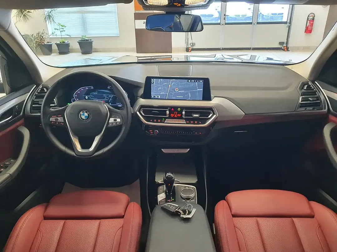 BMW X3 - Thumbnail 3