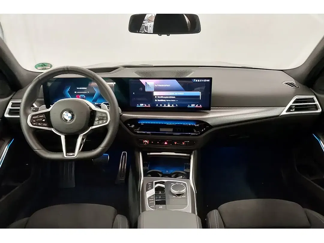 BMW 320 - Thumbnail 9
