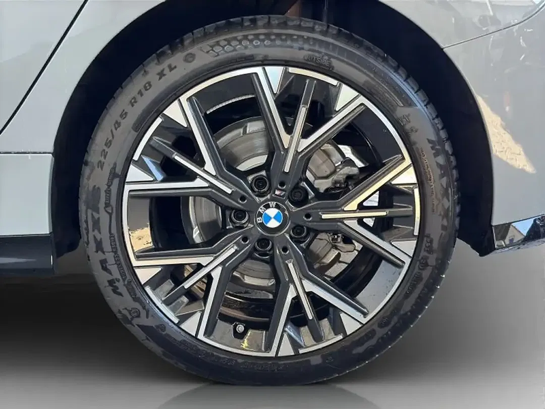 BMW 116 - Thumbnail 12