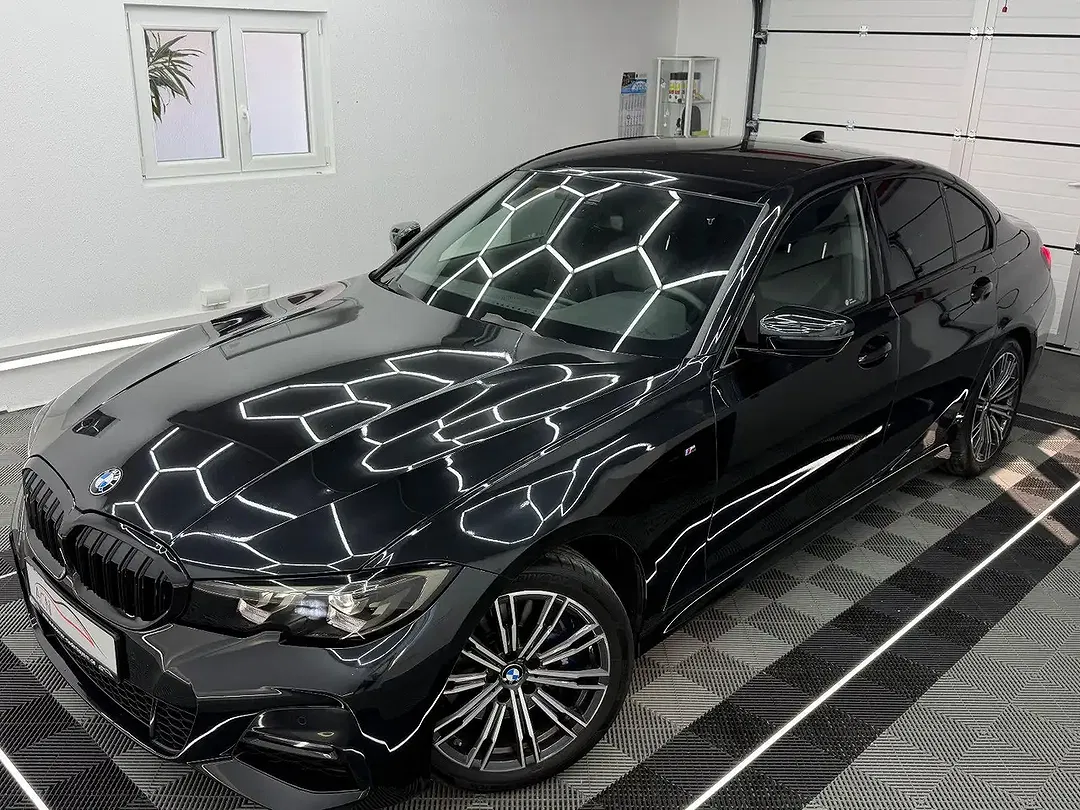 BMW 330 - Thumbnail 5