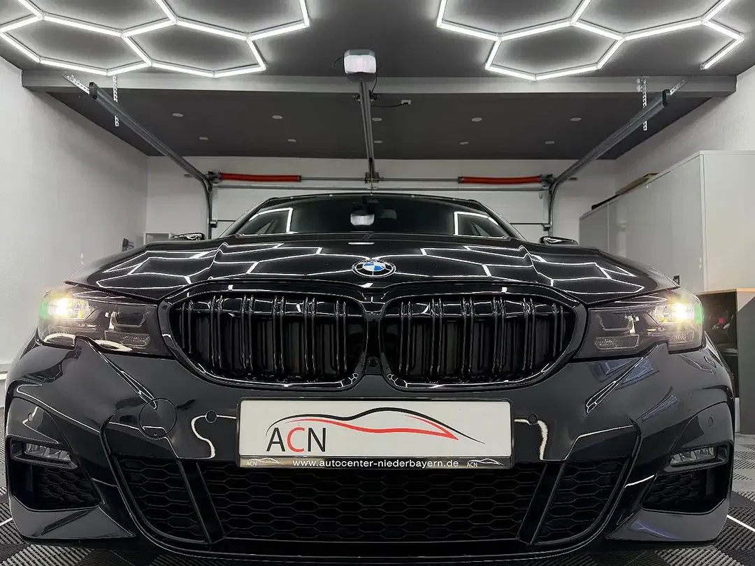 BMW 330 - Thumbnail 6