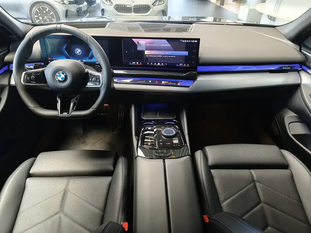 BMW 520 - Thumbnail 10