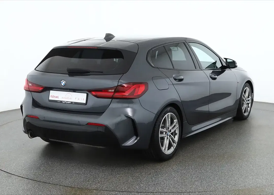 BMW 118 - Thumbnail 5
