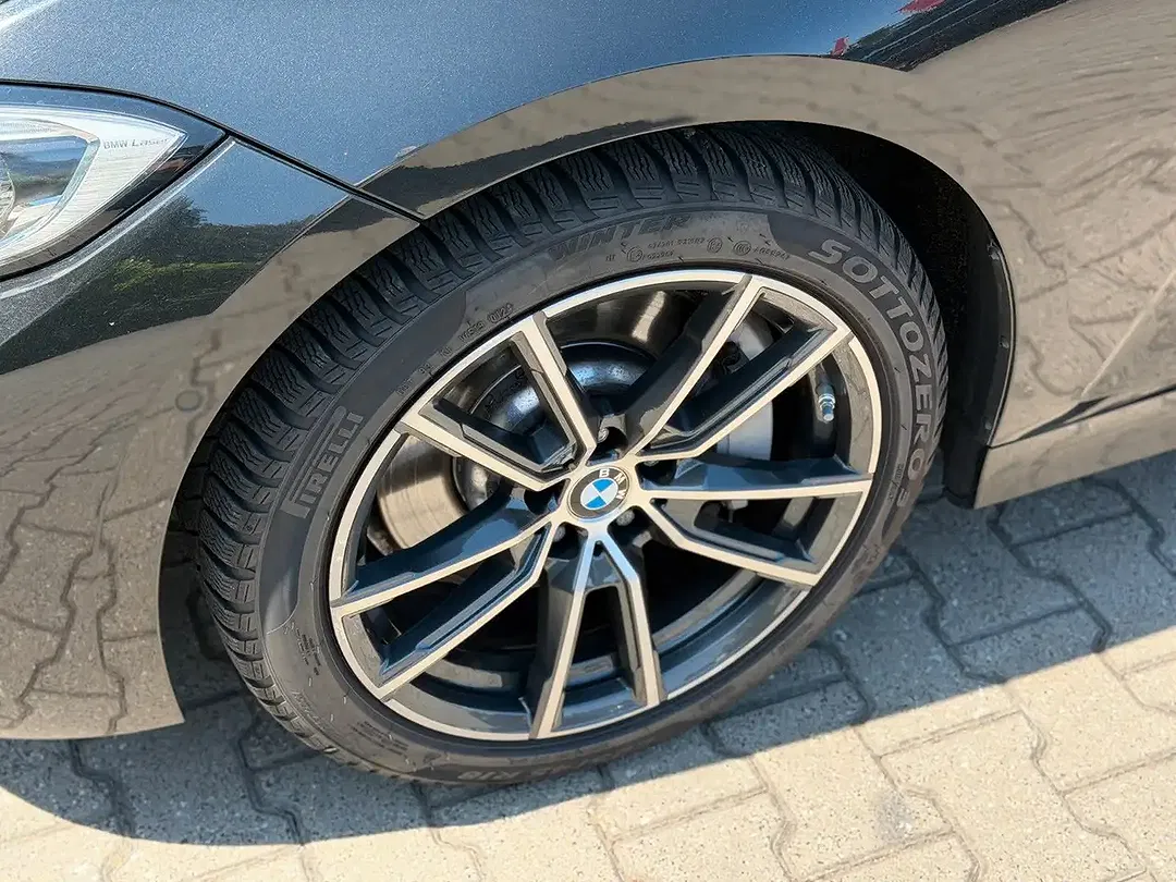 BMW 330 - Thumbnail 10