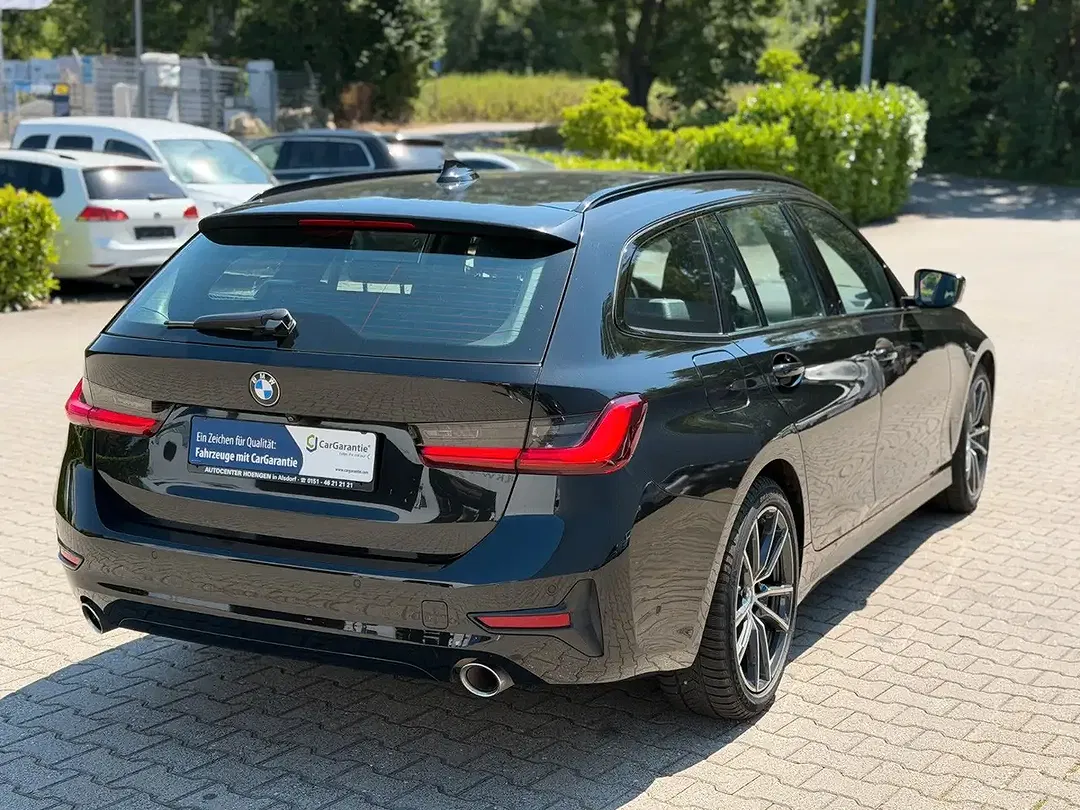 BMW 330 - Thumbnail 12
