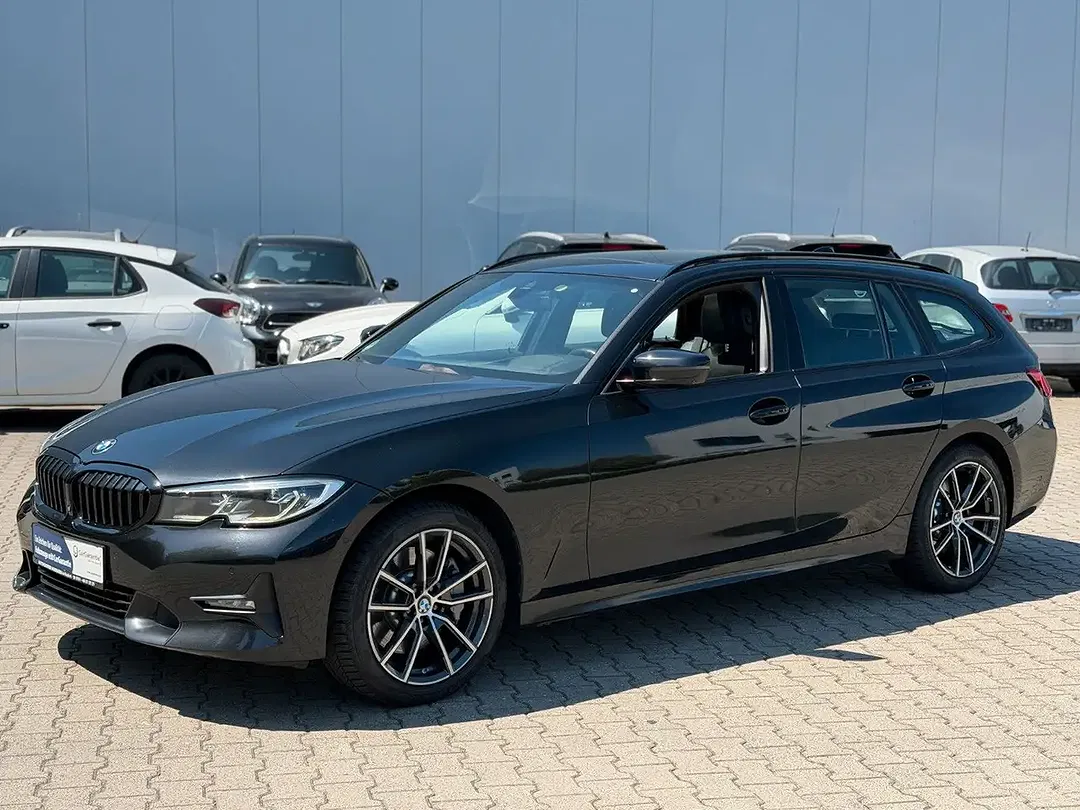 BMW 330 - Thumbnail 8