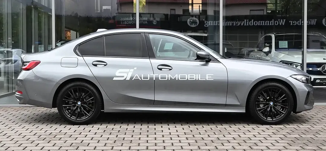 BMW 330 - Thumbnail 6