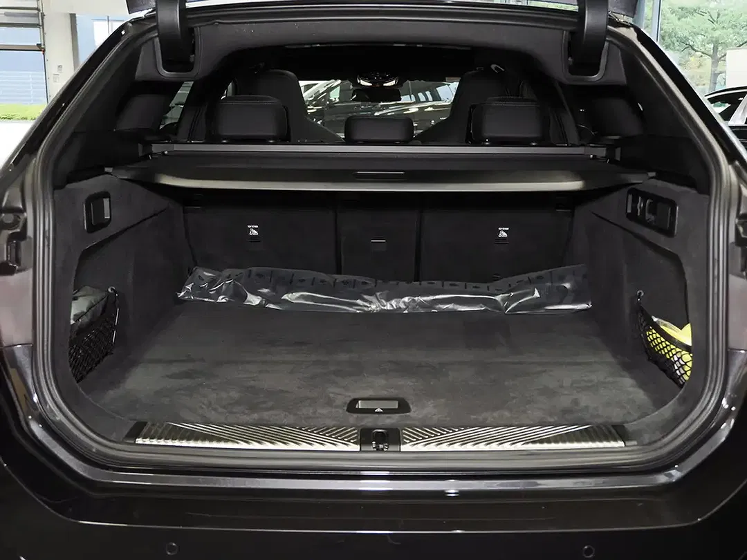 BMW 550 - Thumbnail 15