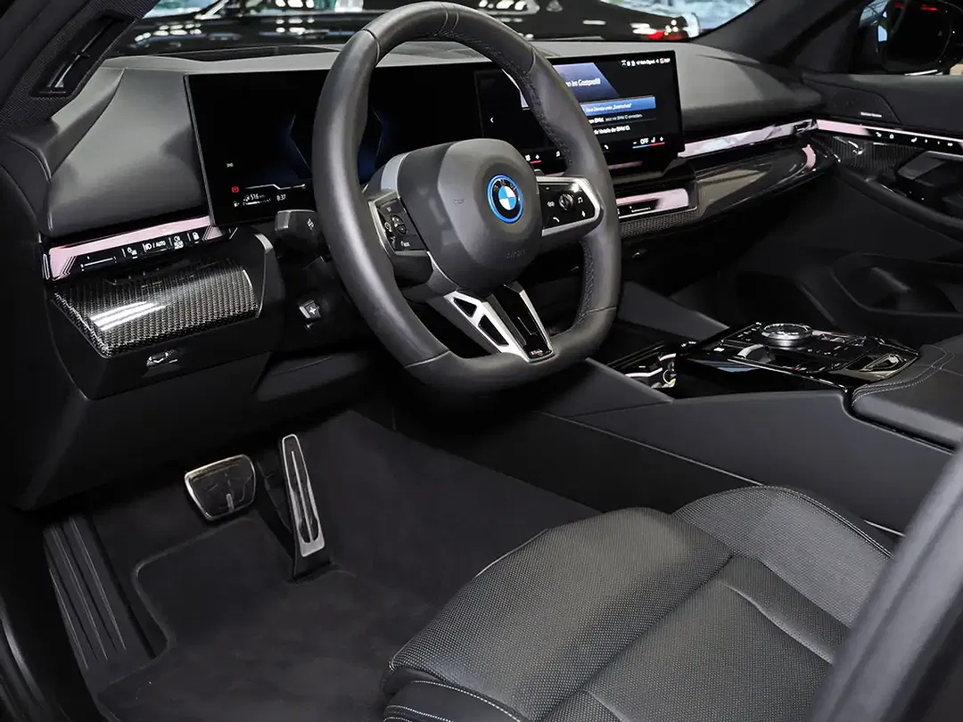BMW 550 - Thumbnail 8