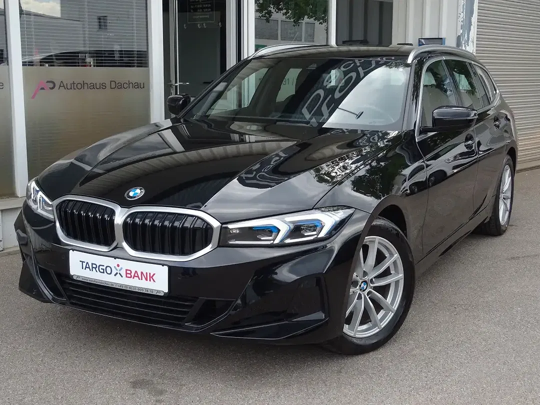 BMW 320 - Thumbnail 3