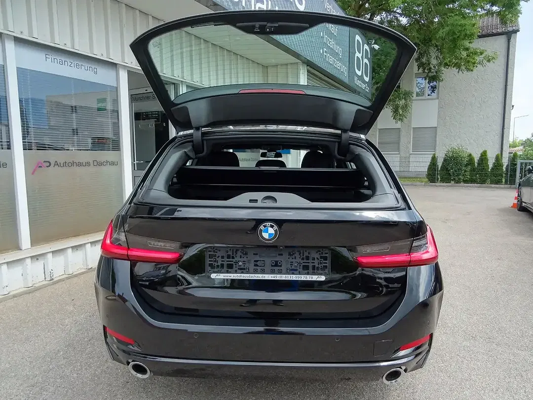 BMW 320 - Thumbnail 5