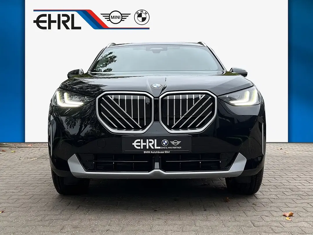 BMW X3 - Thumbnail 2