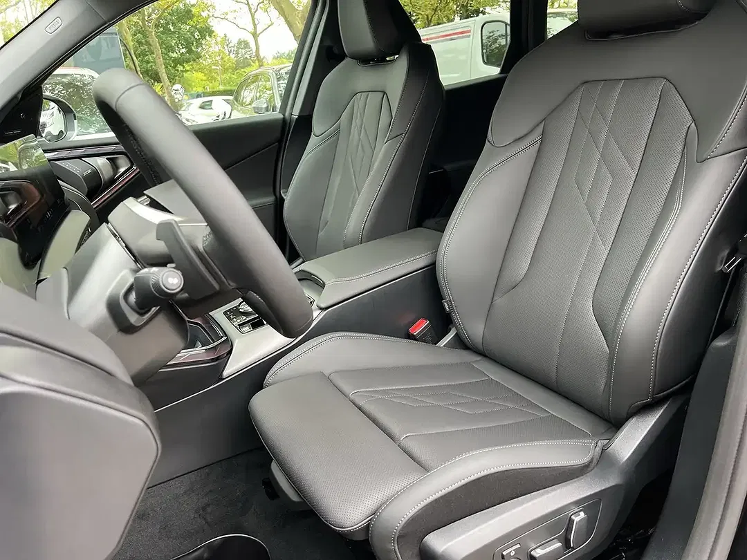 BMW X3 - Thumbnail 9