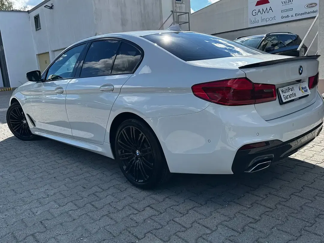 BMW 520 - Thumbnail 4