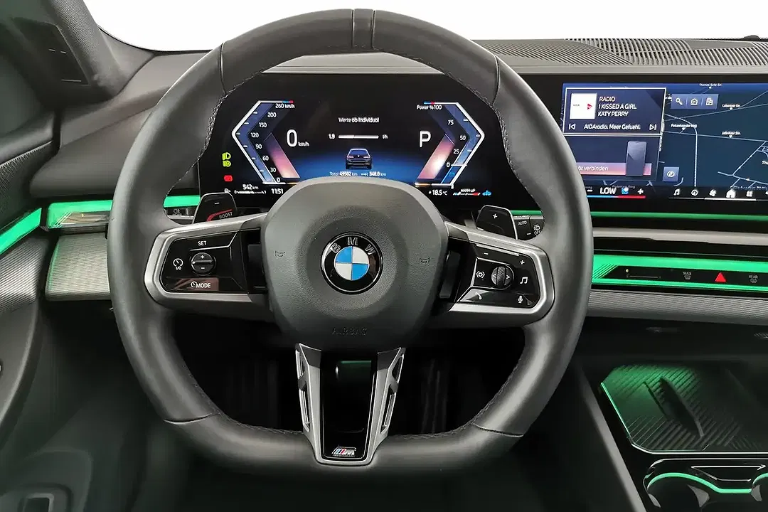 BMW 520 - Thumbnail 11