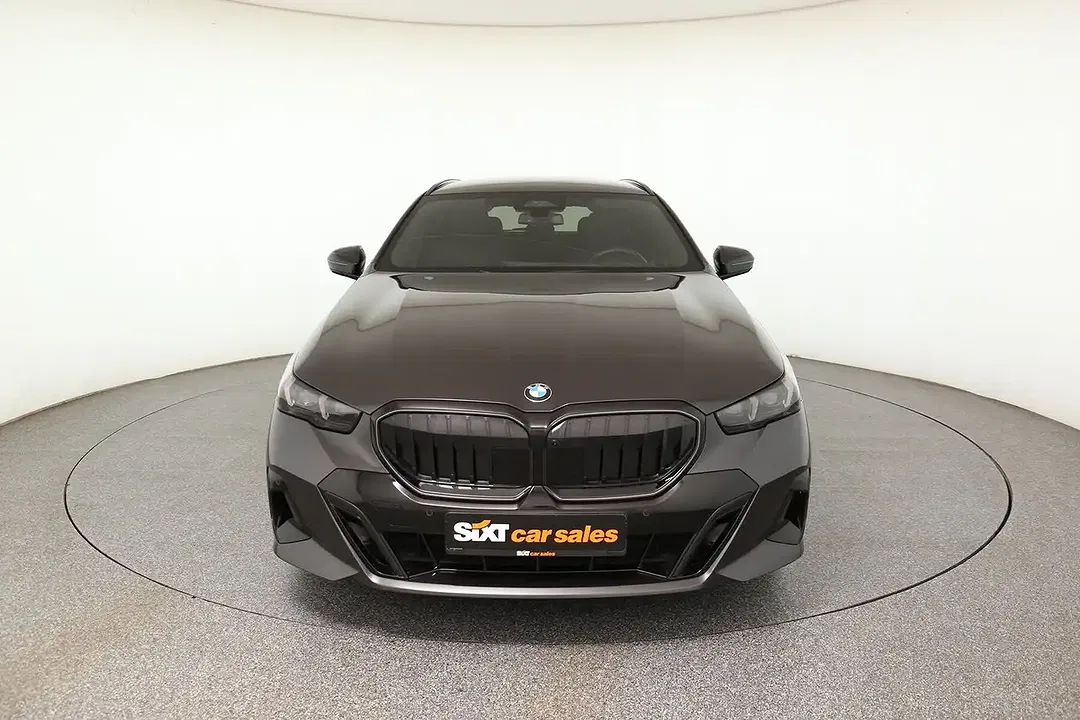 BMW 520 - Thumbnail 2