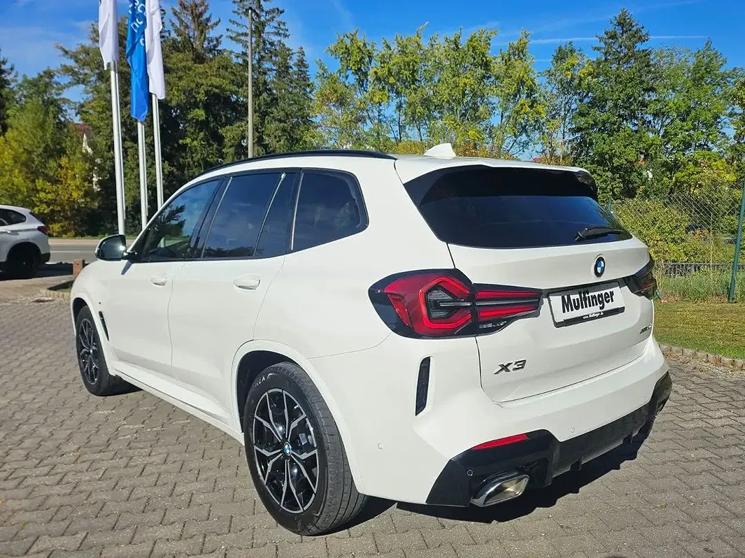 BMW X3 - Thumbnail 6