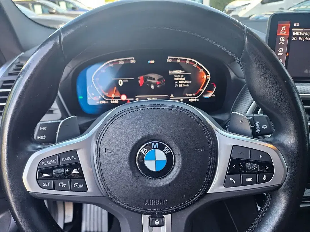 BMW X3 - Thumbnail 9